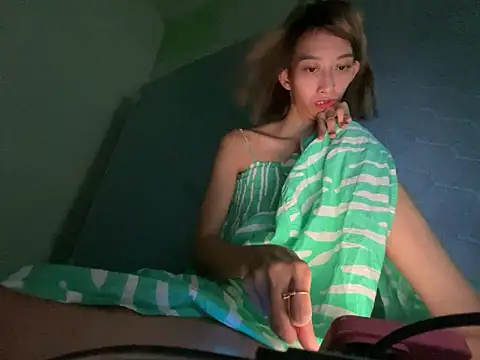 cave18hot online show from 09/11/25, 04:18