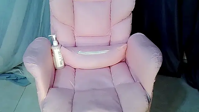 zhiyao99 online show from 12/07/24, 06:32