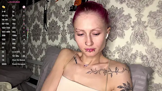 Snapshot of MarthaGees chatting on 11/24/25, 03:56 MarthaGees online show from 11/24/25, 03:56