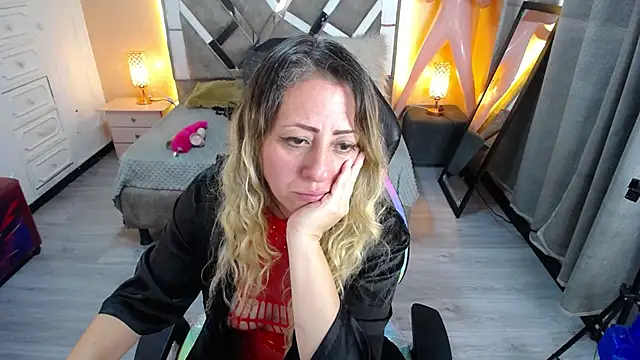 miss hanna07 online show from 01/20/25, 06:10