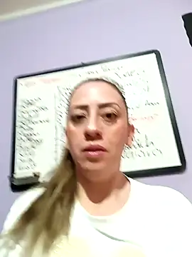 miss hanna07 online show from 02/15/25, 12:01