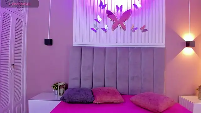 diosa cristal online show from 01/05/25, 03:22
