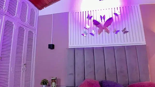 diosa cristal online show from 01/11/25, 03:23