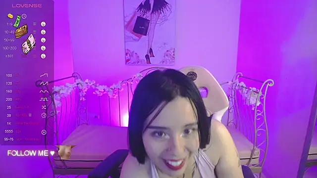 Mia Lopez  online show from 01/30/25, 02:04