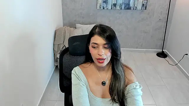 gia watsonn online show from 07/22/26, 06:32