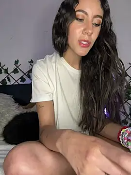 FrancellyHot online show from 12/20/24, 05:25