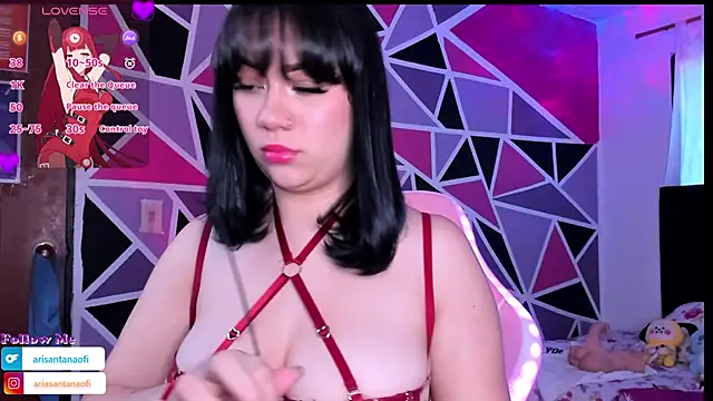 arisantana online show from 11/12/25, 09:14