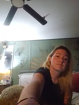 ashlynnstarr online show from 08/06/26, 06:04