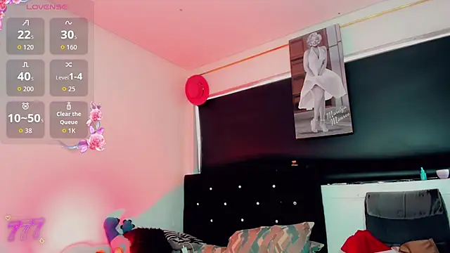 Kendall hornyy online show from 07/24/26, 07:23