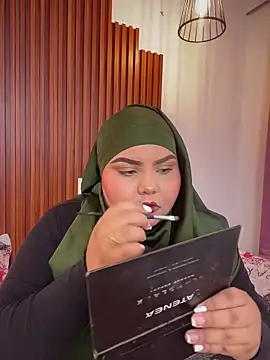  Shara Handal  online show from 11/30/25, 01:37