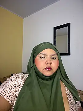  Shara Handal  online show from 07/04/26, 08:31