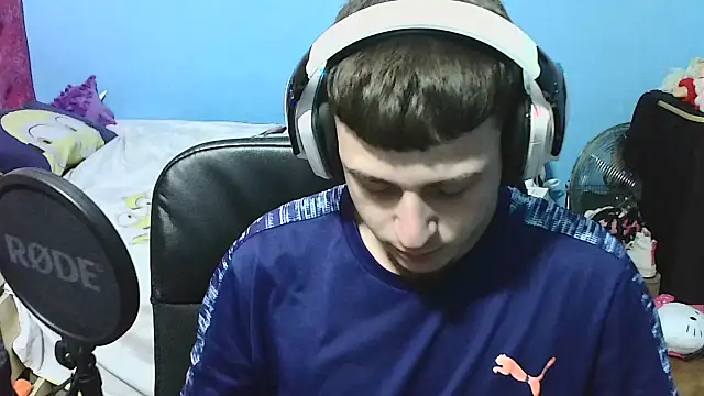 Nenejoven16- online show from 10/18/25, 09:04