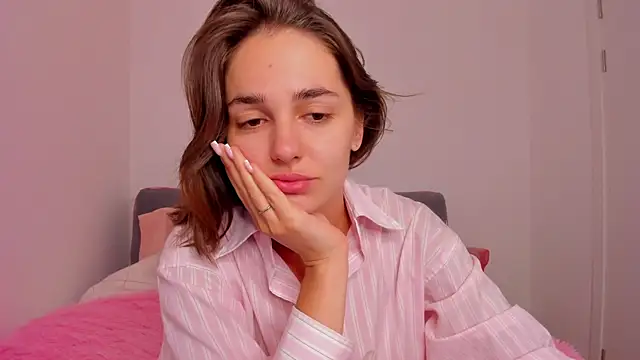 JudyAngil online show from 06/18/26, 05:41