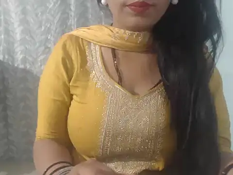 cute-priy online show from 02/27/25, 05:24