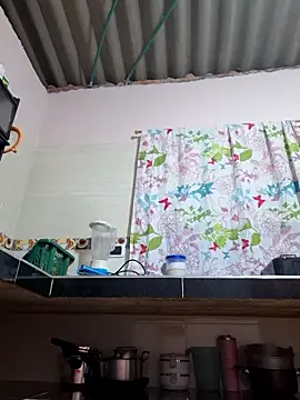 sexy-latin10 online show from 12/04/25, 09:40