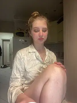 MollyDolle online show from 06/19/26, 08:01