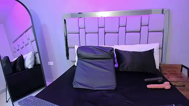 atenea hard online show from 09/19/25, 07:36