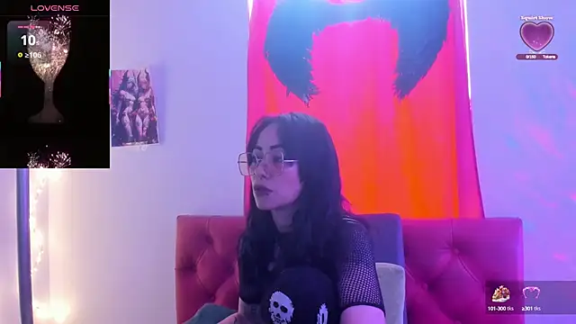 staacy37 online show from 10/07/25, 07:22