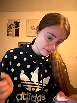 Piinkpandora online show from 11/10/25, 05:45