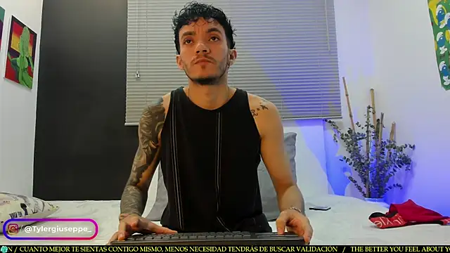 Tylergiuseppe  online show from 02/13/25, 10:11