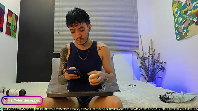 Tylergiuseppe  online show from 02/14/25, 10:36