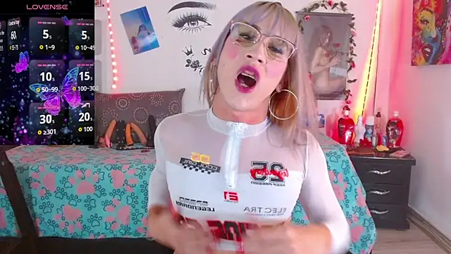 Snapshot of saritha_cute_ chatting on 11/25/25, 06:30 saritha cute online show from 11/25/25, 06:30