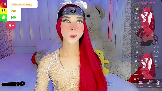 cute-estefany-19 online show from 12/15/24, 01:57