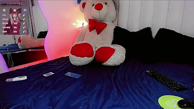 cute-estefany-19 online show from 03/01/25, 01:07