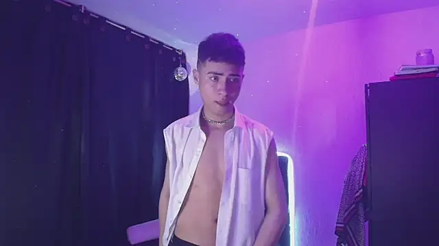 sexybat twink online show from 12/13/24, 12:31