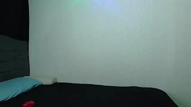 sexybat twink online show from 01/26/25, 05:44
