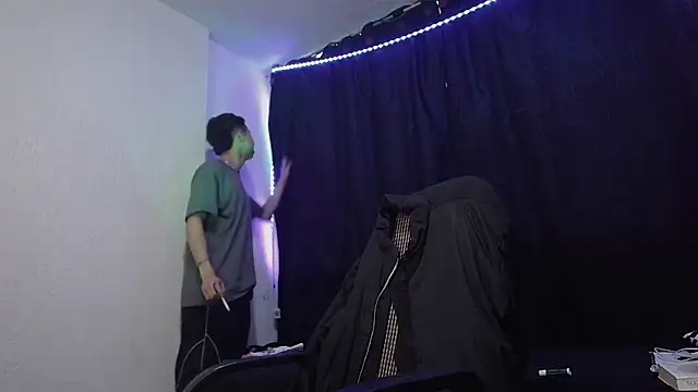 sexybat twink online show from 03/17/25, 01:08