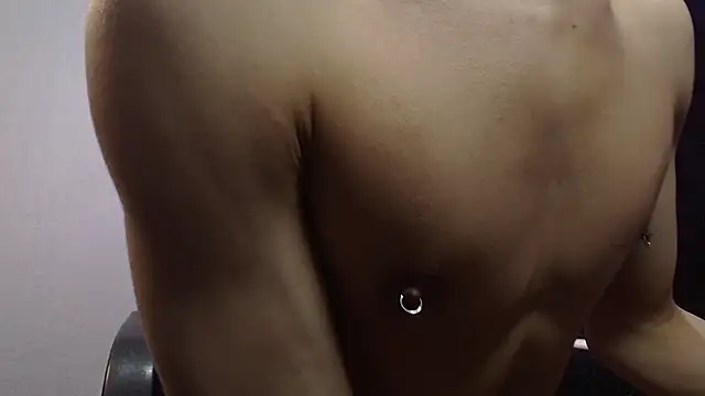 sexybat twink online show from 03/18/25, 05:10