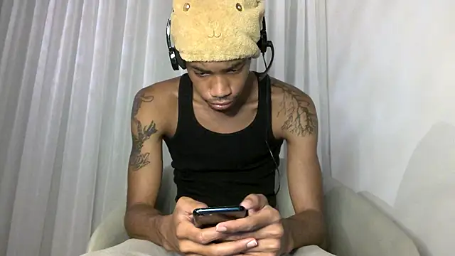 Skinnyblackman online show from 10/29/25, 01:30