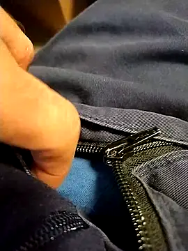 Meriozoro online show from 11/18/25, 03:38