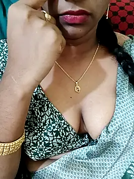 Snapshot of anisha91 chatting on 03/08/25, 05:01 anisha91 online show from 03/08/25, 05:01