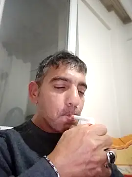 Snapshot of Egemen2245 chatting on 11/09/25, 04:49 Egemen2245 online show from 11/09/25, 04:49