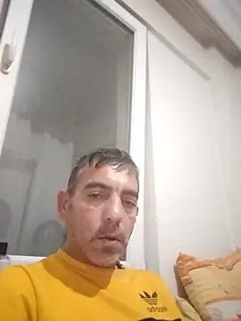 Snapshot of Egemen2245 chatting on 11/12/25, 07:24 Egemen2245 online show from 11/12/25, 07:24