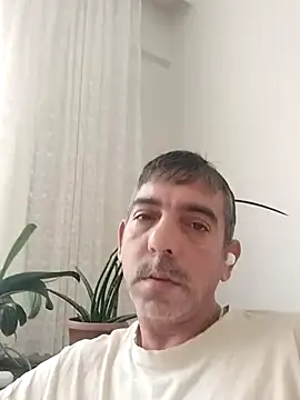 Snapshot of Egemen2245 chatting on 11/30/25, 09:02 Egemen2245 online show from 11/30/25, 09:02