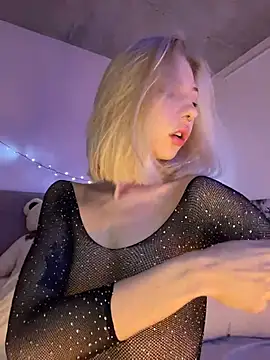  urbestie  online show from 05/10/26, 07:52