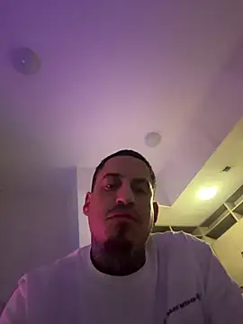 juicyj1311 online show from 03/28/26, 08:03