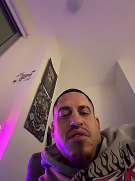 juicyj1311 online show from 04/15/26, 07:59