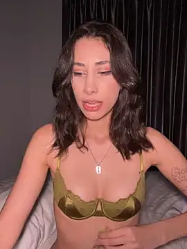 Sophiehii online show from 03/05/25, 02:23
