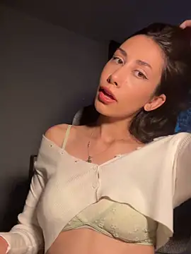 Snapshot of Sophiehii chatting on 03/15/26, 01:39 Sophiehii online show from 03/15/26, 01:39