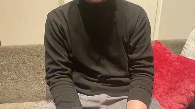 atom0407 online show from 02/10/25, 04:04