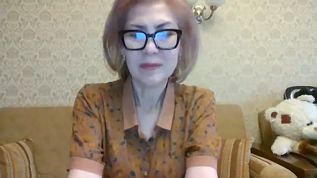 Elegant00Lady online show from 06/05/26, 01:06
