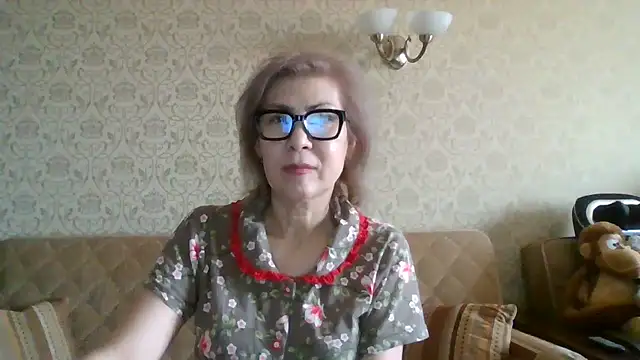 Elegant00Lady online show from 06/29/26, 08:31