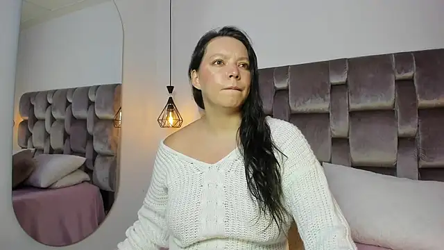 MaiteMarsshall online show from 03/09/25, 01:15