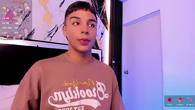 Snapshot of Seductivo_jr chatting on 10/26/25, 03:56 Seductivo jr online show from 10/26/25, 03:56