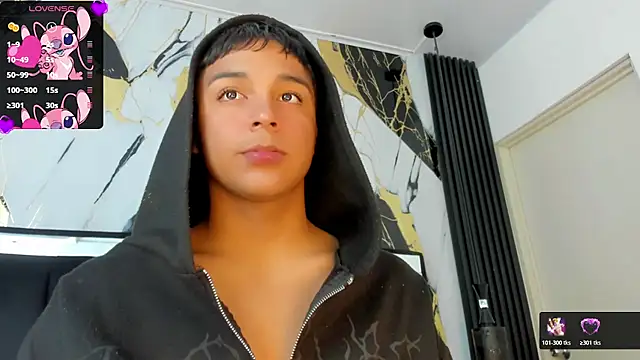 Snapshot of Seductivo_jr chatting on 04/17/26, 04:59 Seductivo jr online show from 04/17/26, 04:59