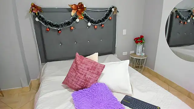 emma lye online show from 12/31/24, 11:17